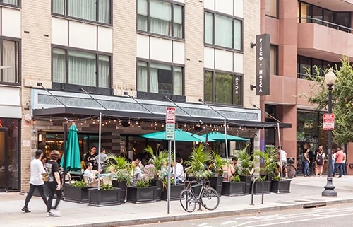 Pisco Y Nazca restaurant with patio seating